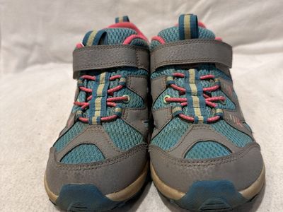 Merrell youth size 3, teal/pink, hiking shoes