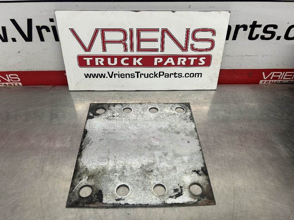 05-17382A SHIM-ENGINE MOUNT