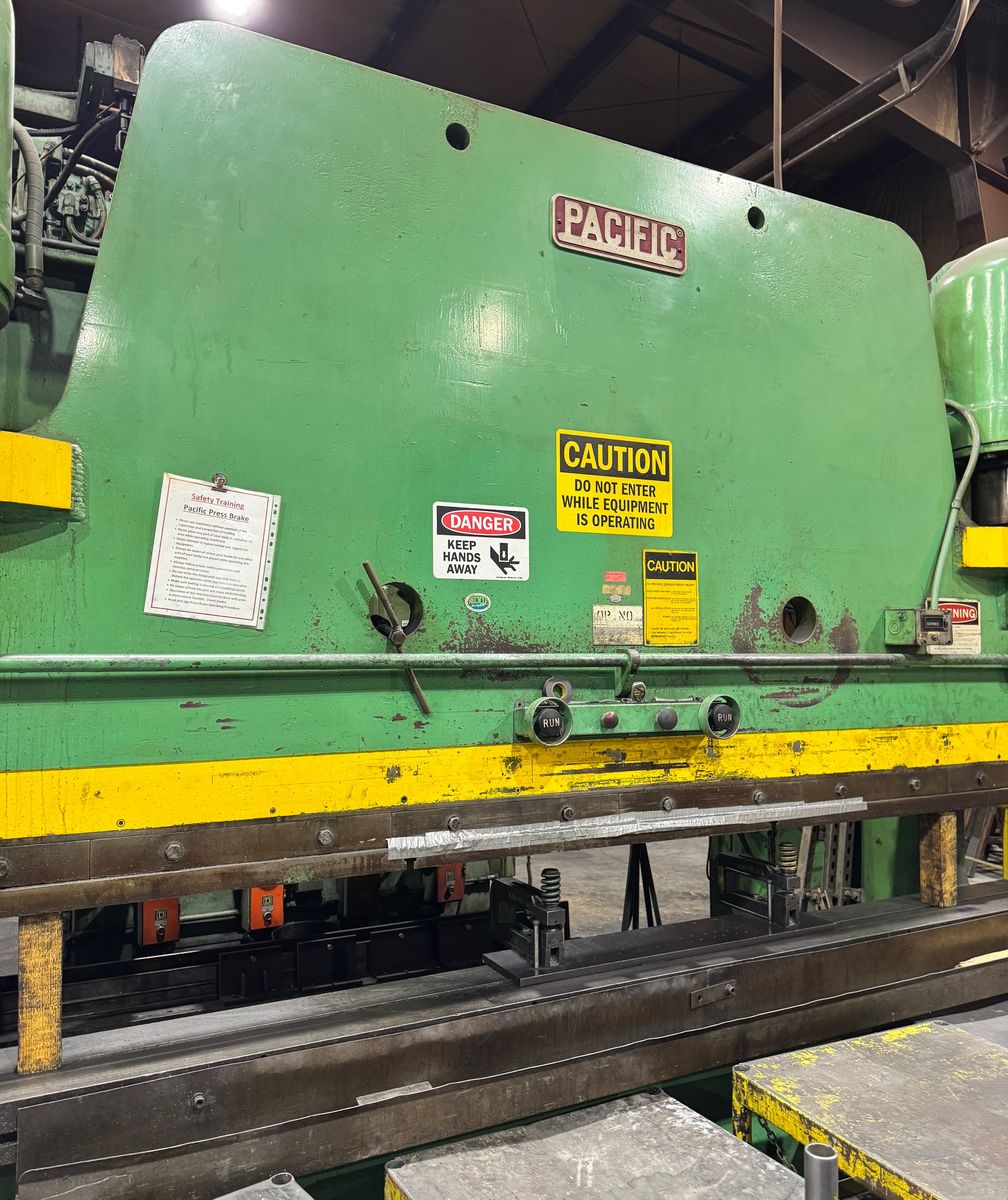 Pacific 400 Ton Press Brake — 12ft — Connected for Demo