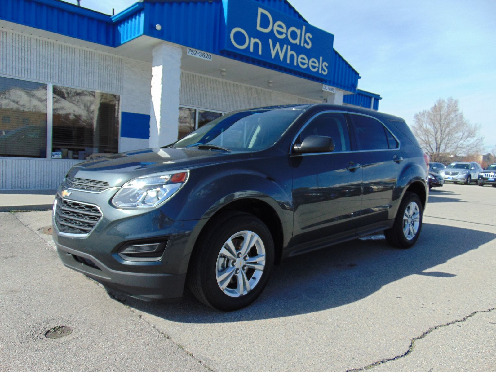 2017 CHEVROLET EQUINOX LS
