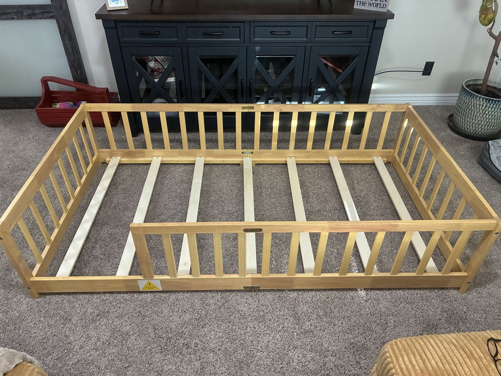 Twin Floor Bed With Slats