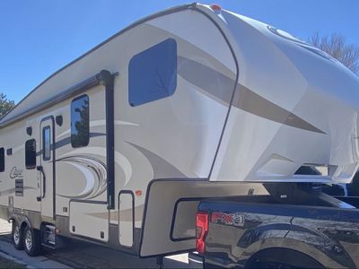 2018 Keystone Cougar 5th Wheel