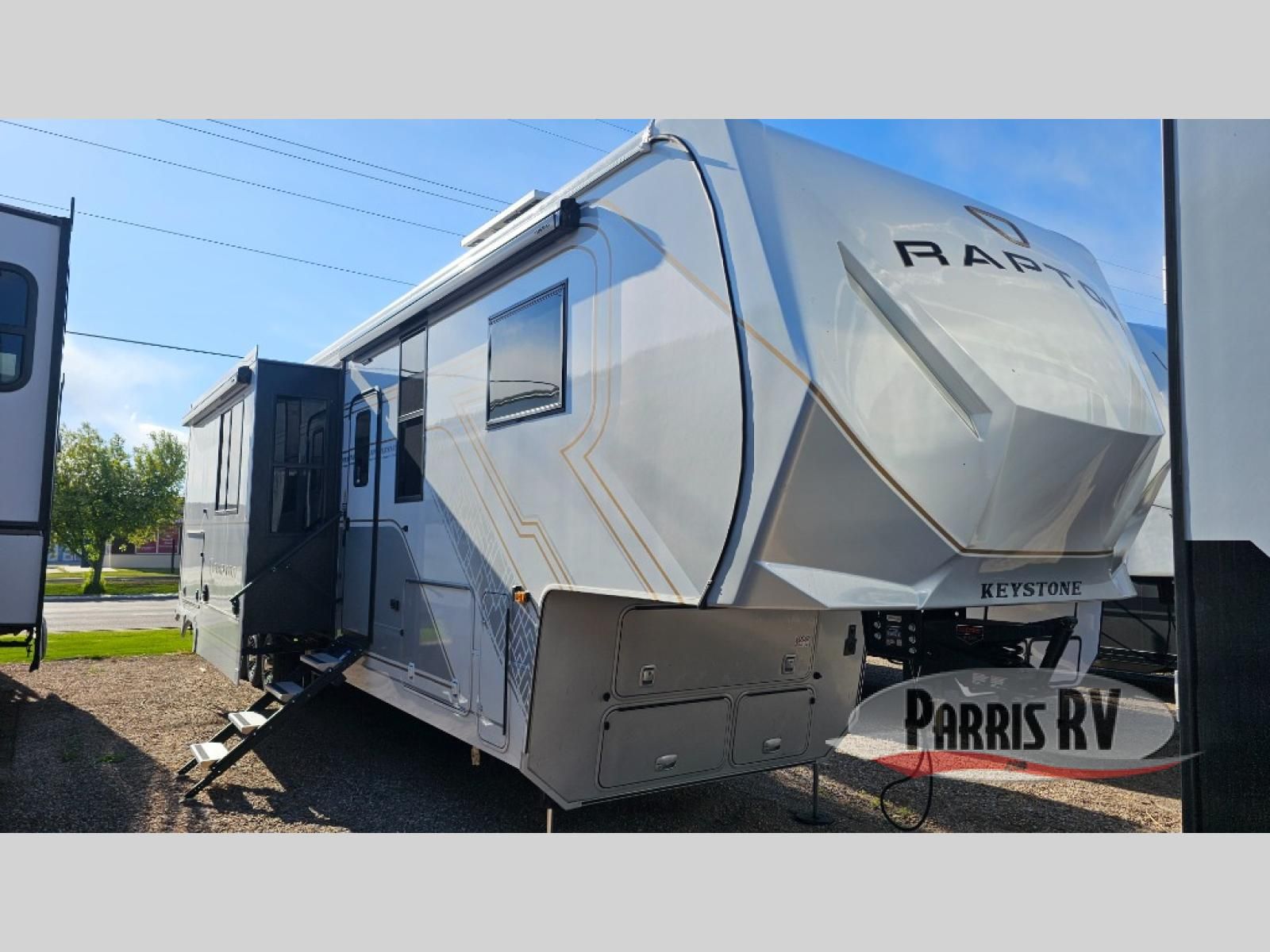New 2026 Keystone RV Raptor 433