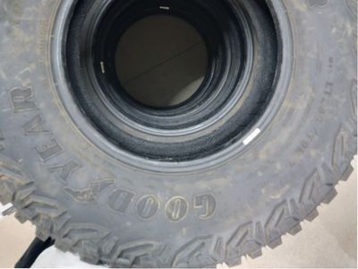 LT285/70R17 Goodyear Territory MT Full Set
