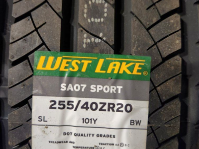 255/40r20 Westlake sa07