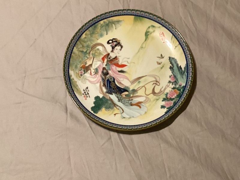 Main image 4