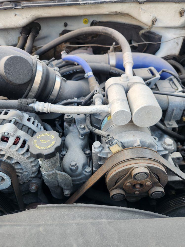 2001 Chevy duramax engine 6.6 complete engine $800.00 OBO