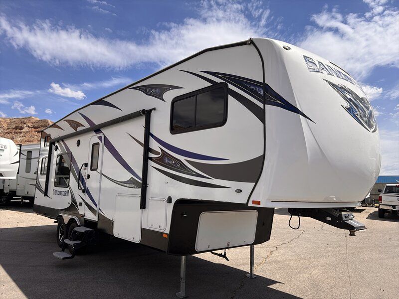2018 Forest River SANDSTORM 286 GSLR 5TH TOY HAULER