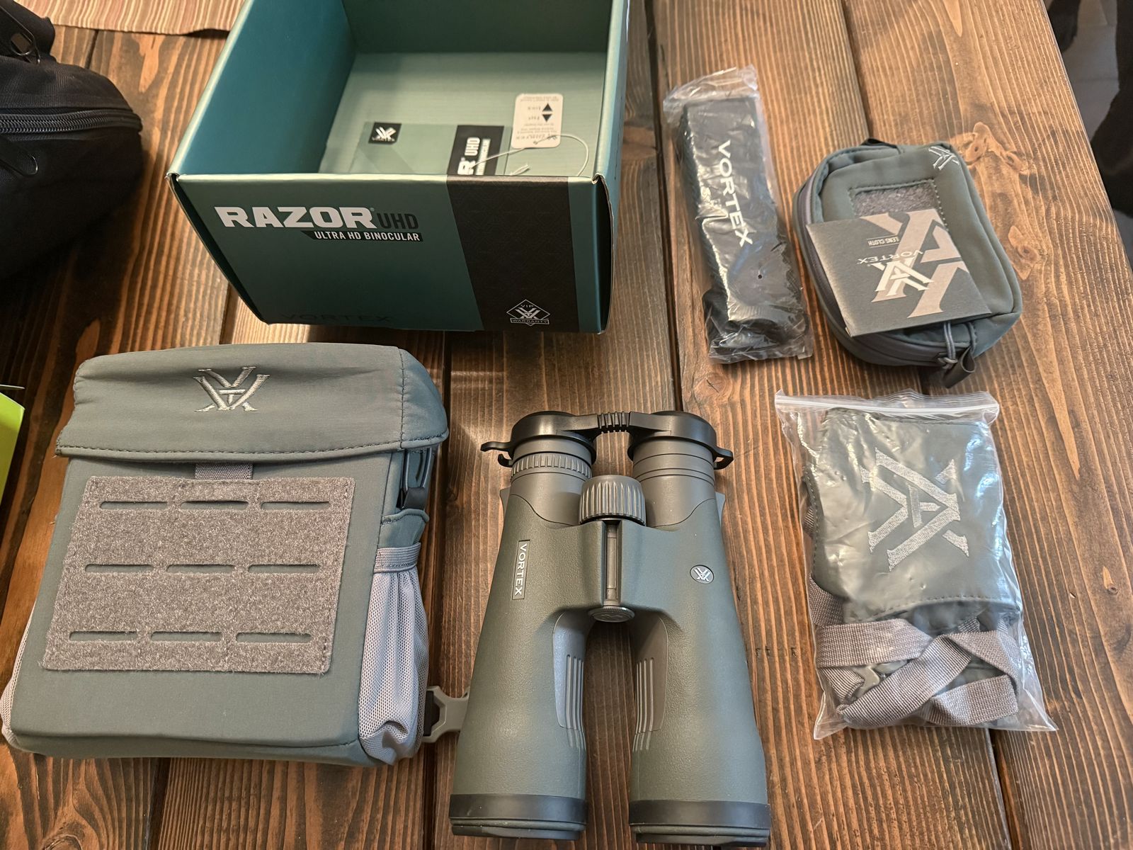 Vortex Razor UHD 12x50 Binocular
