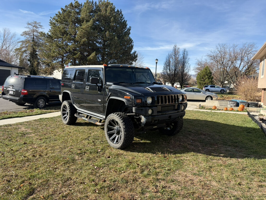 2005 HUMMER H2 Lux Series