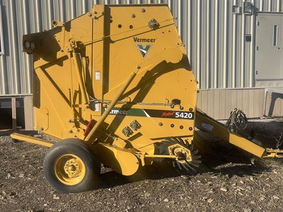 Vermeer Rebel 5420 Round Baler