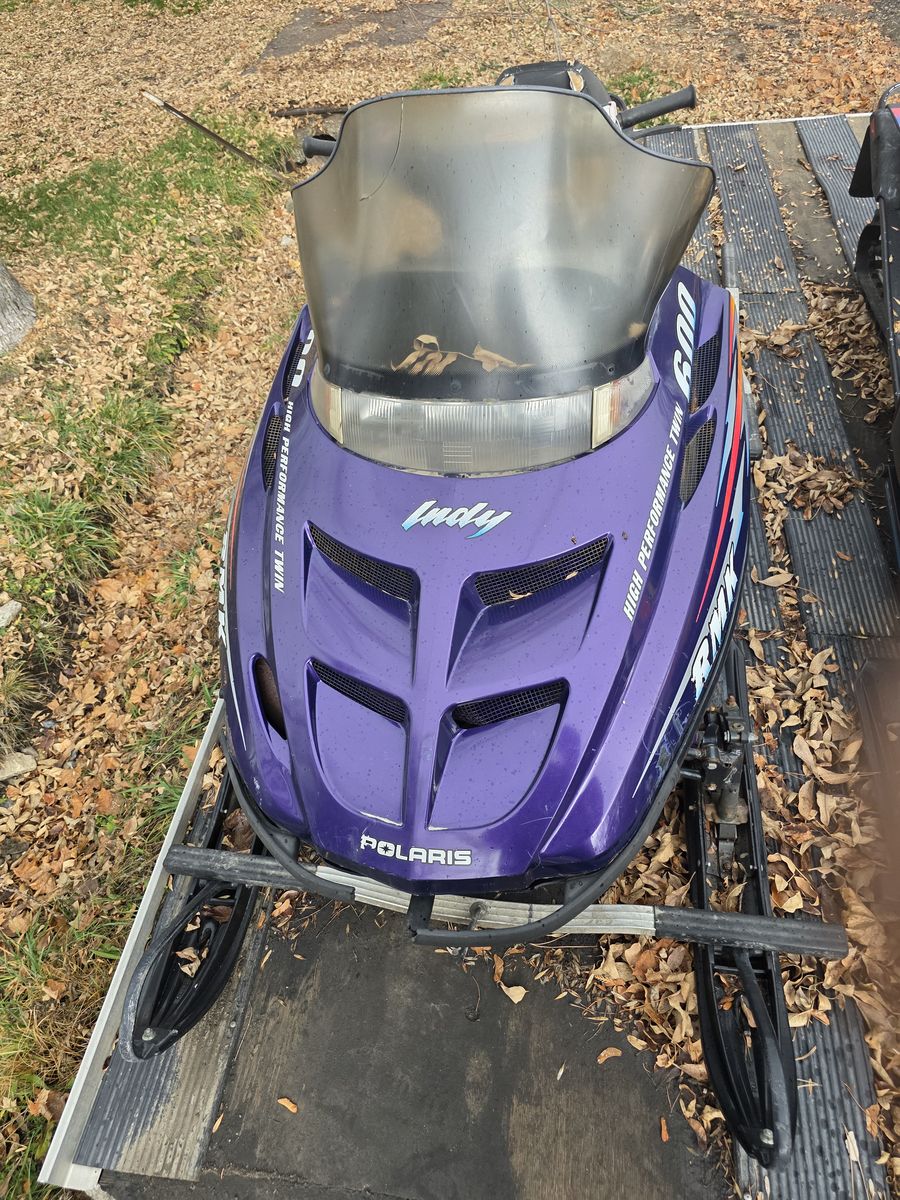 1999 Polaris RMK 600