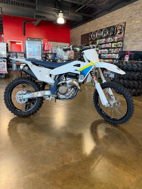 2025 Husqvarna Motorcycles FC 250