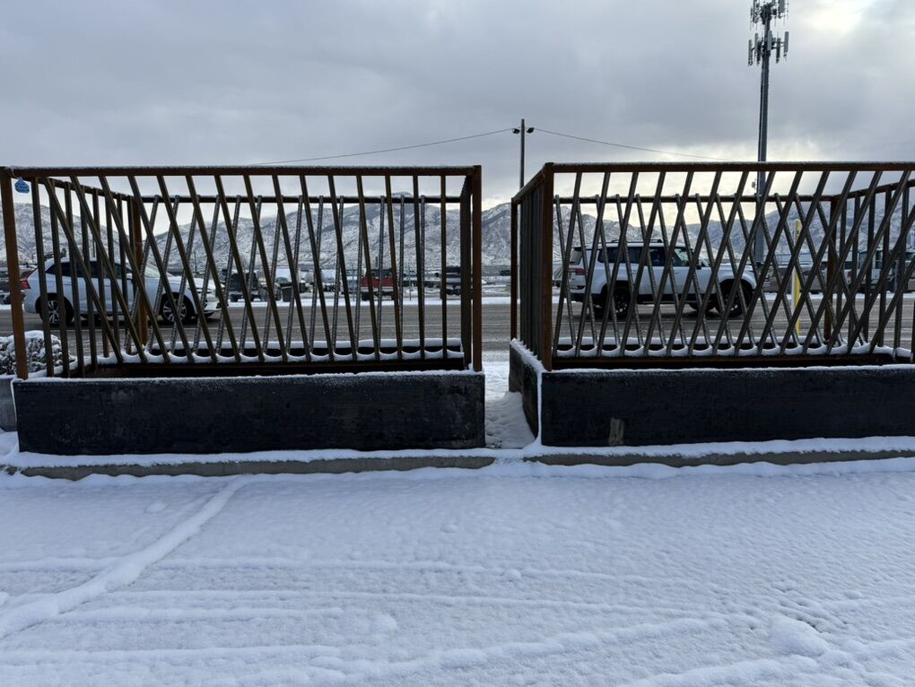 Big Bale V-Feeder With Belting
