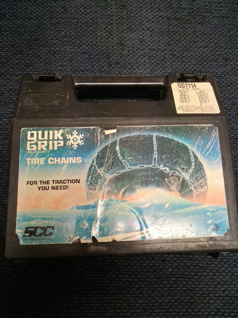 SCC Quik Grip Tire Chains Model QG1114 in Storage Case