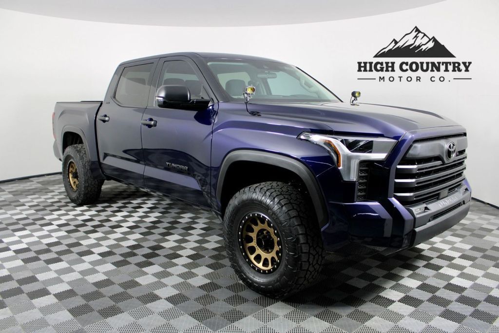 2022 Toyota Tundra SR5