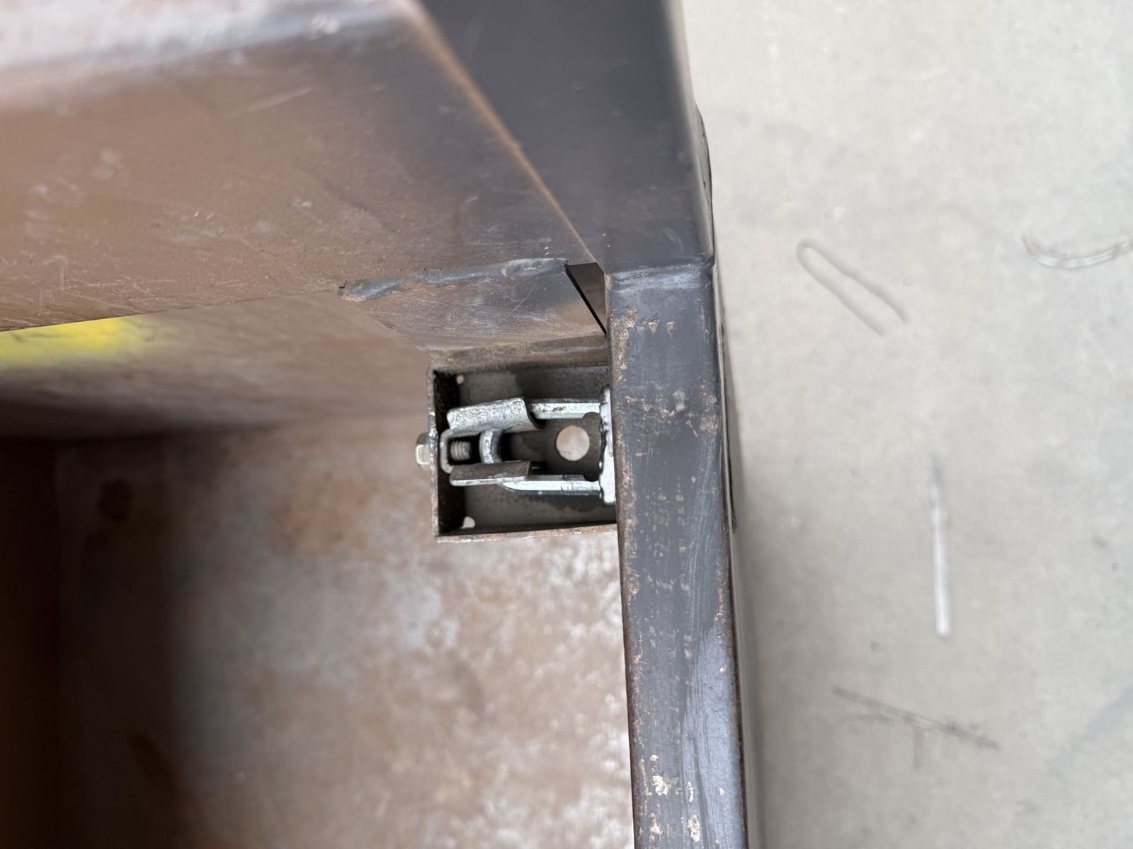 Main image 6