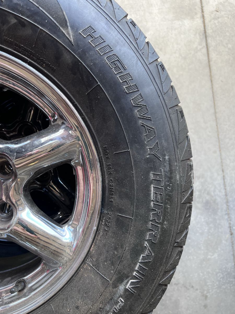 Corsa Highway Terrain Tire 265/70R16 with Chrome Rim 2000 GMC Yukon