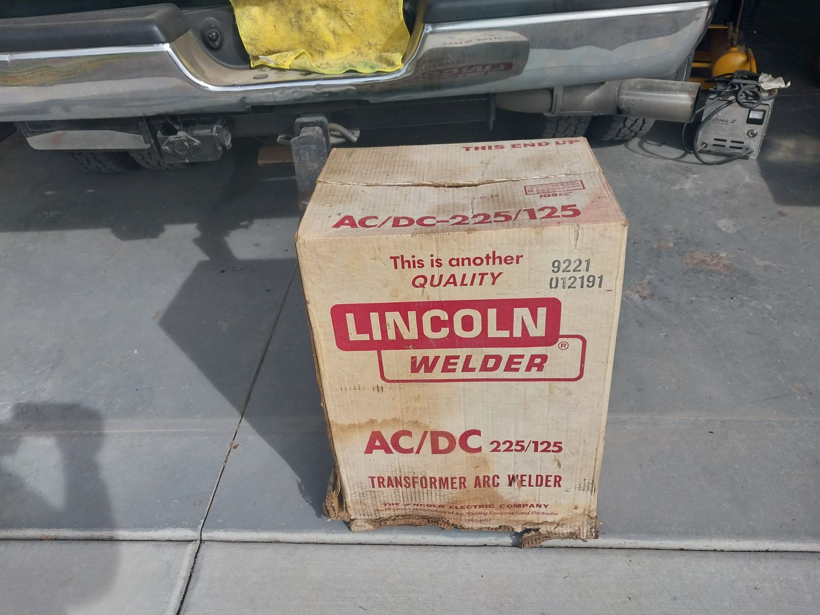 Lincoln AC DC  Welder