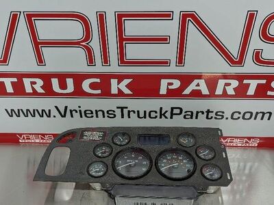 Peterbilt 384 Instrument Panel Cluster