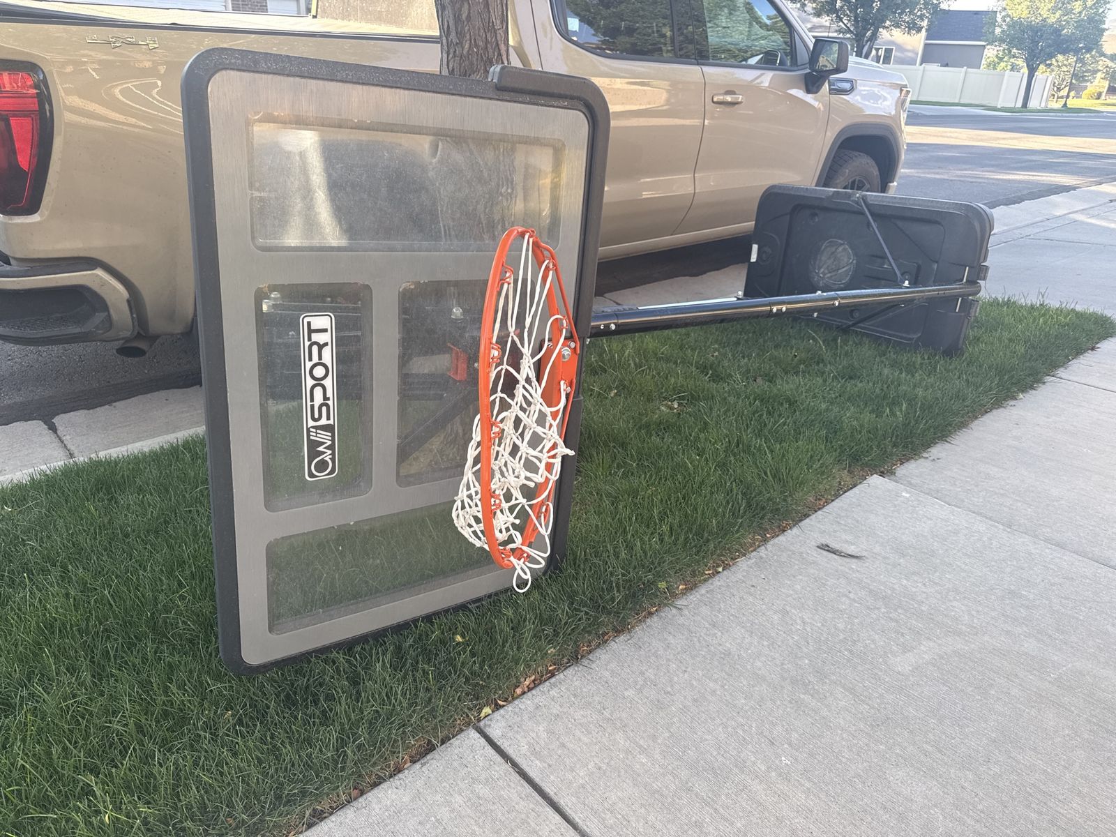 Qwik Sport Adjustable Portable Basketball Hoop System with Backboard and Net