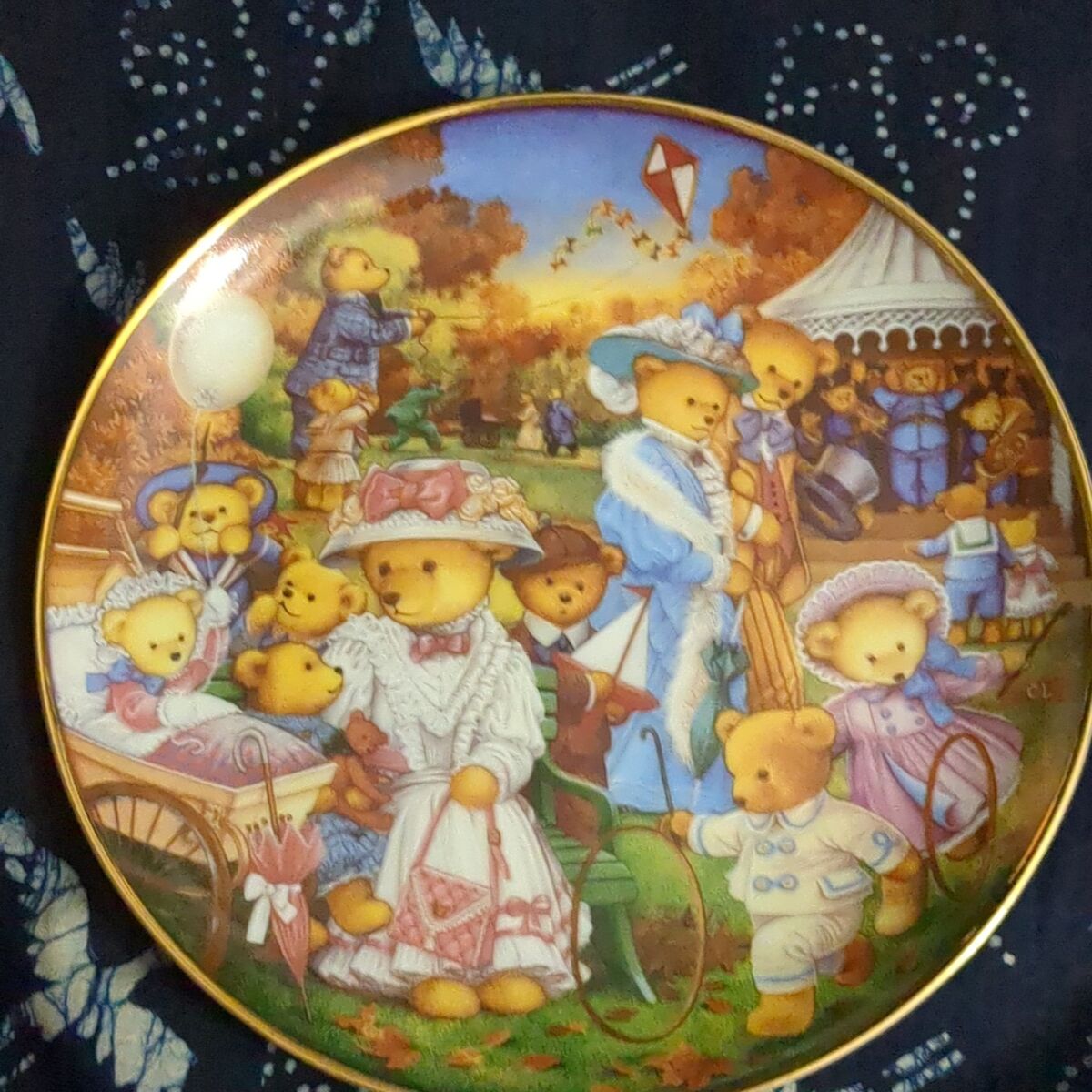 Carol Lawson collectors plate