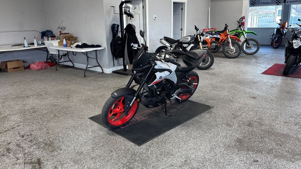 2020 Yamaha MT-03 - UY03604