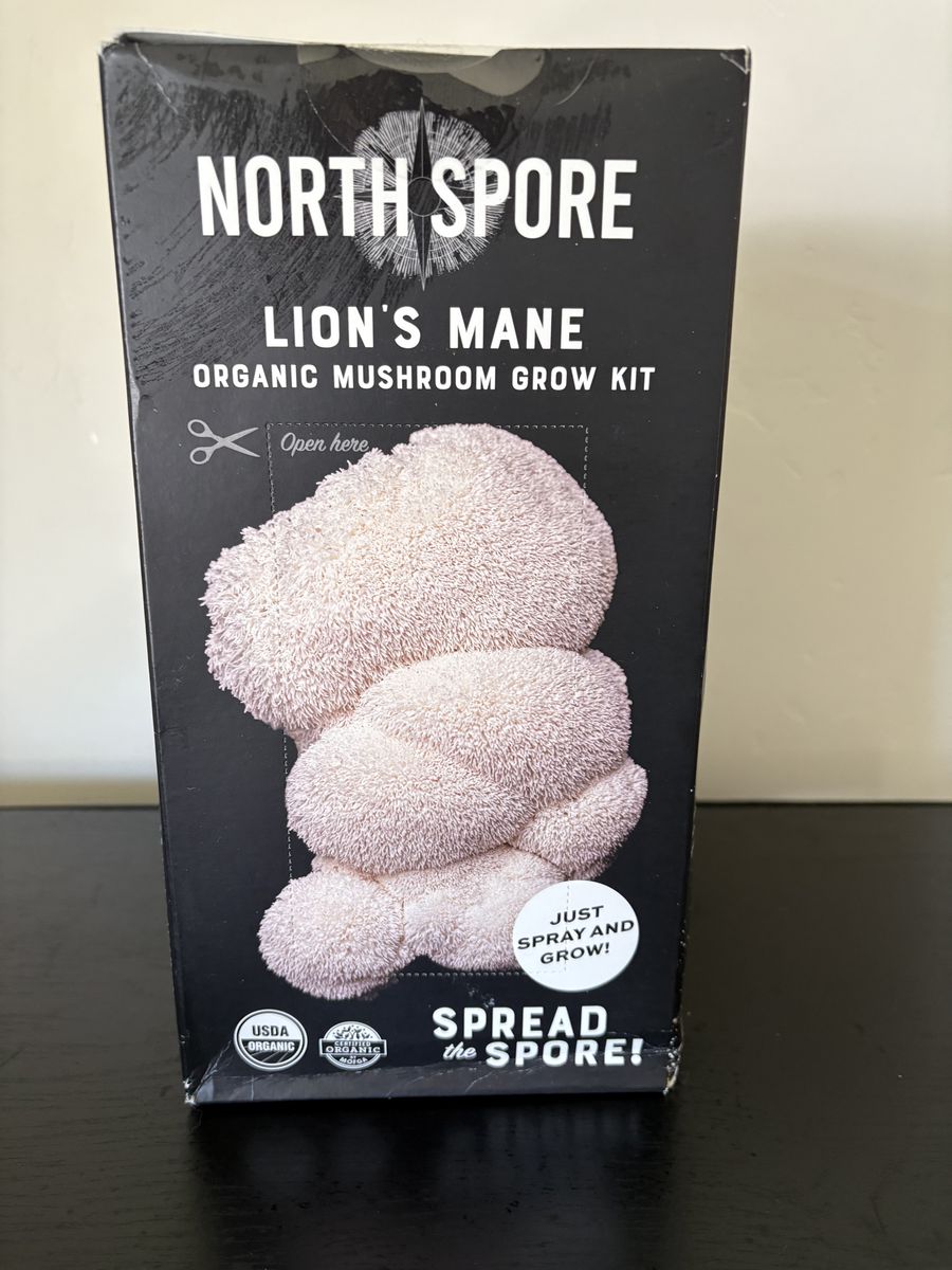 Edible mushroom grow kit