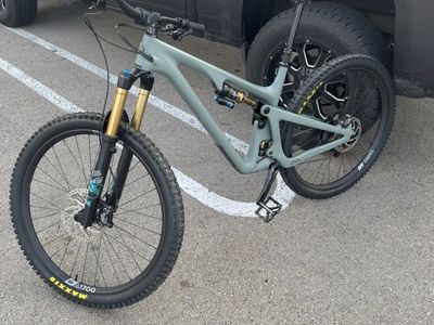 Yeti SB130 TLR T1-XT Large 29", 2022