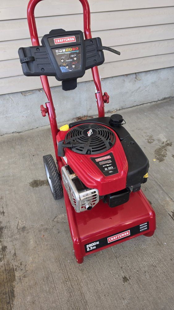 Craftsman 2800 PSI 2.3 GPM Gas Pressure Washer with Briggs & Stratton Engine