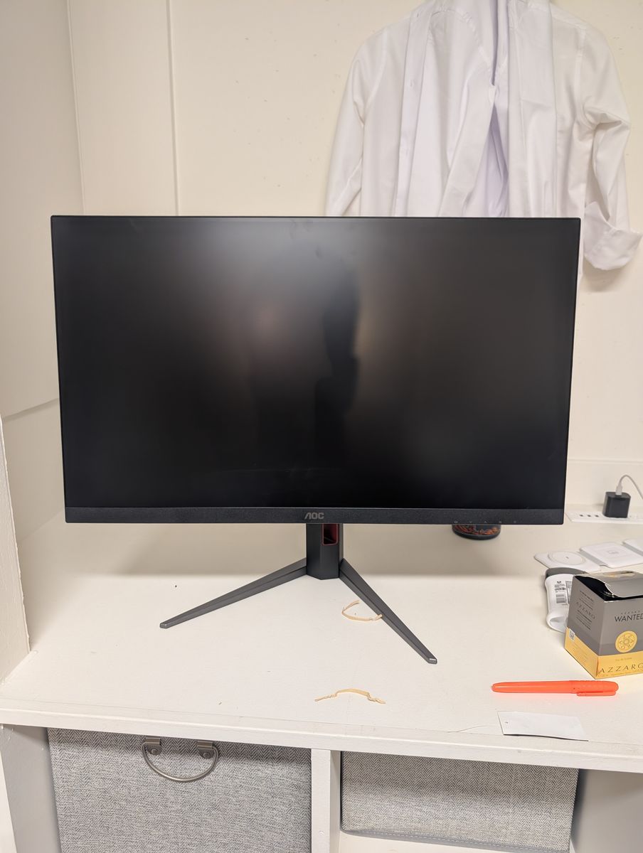 AOC 27" 200hz Gaming Monitor FHD - New out of box