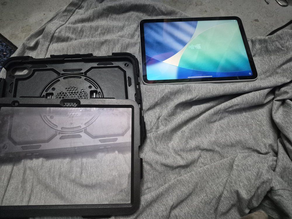 Apple ipad A16