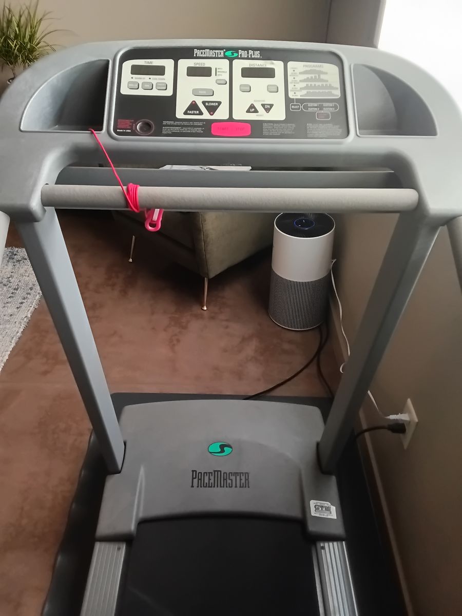 Pacemaster treadmill