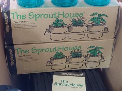 New Vintage Tupperware Sprout House Plastic Planters