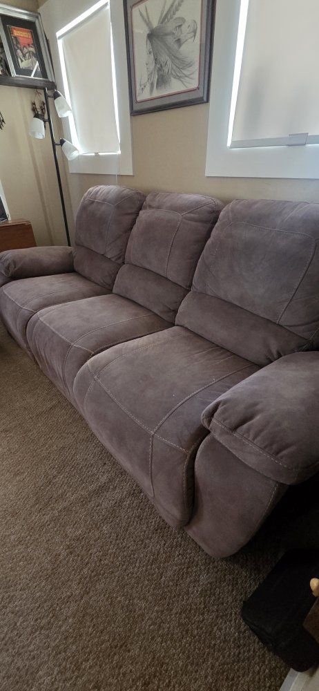Clean Used Brown Reclining Sectional Sofa - Comfortable 3-Seat Couch for Living Room