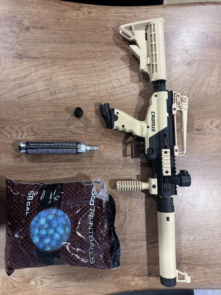 Tippman Cronus Paintball Gun with Paintballs