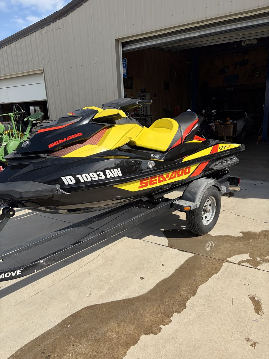 2015 Sea-doo 215