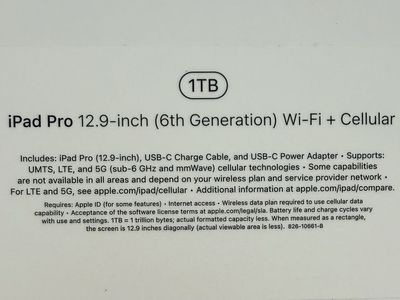 Apple iPad Pro M2 with Magic Keyboard and Apple Cover