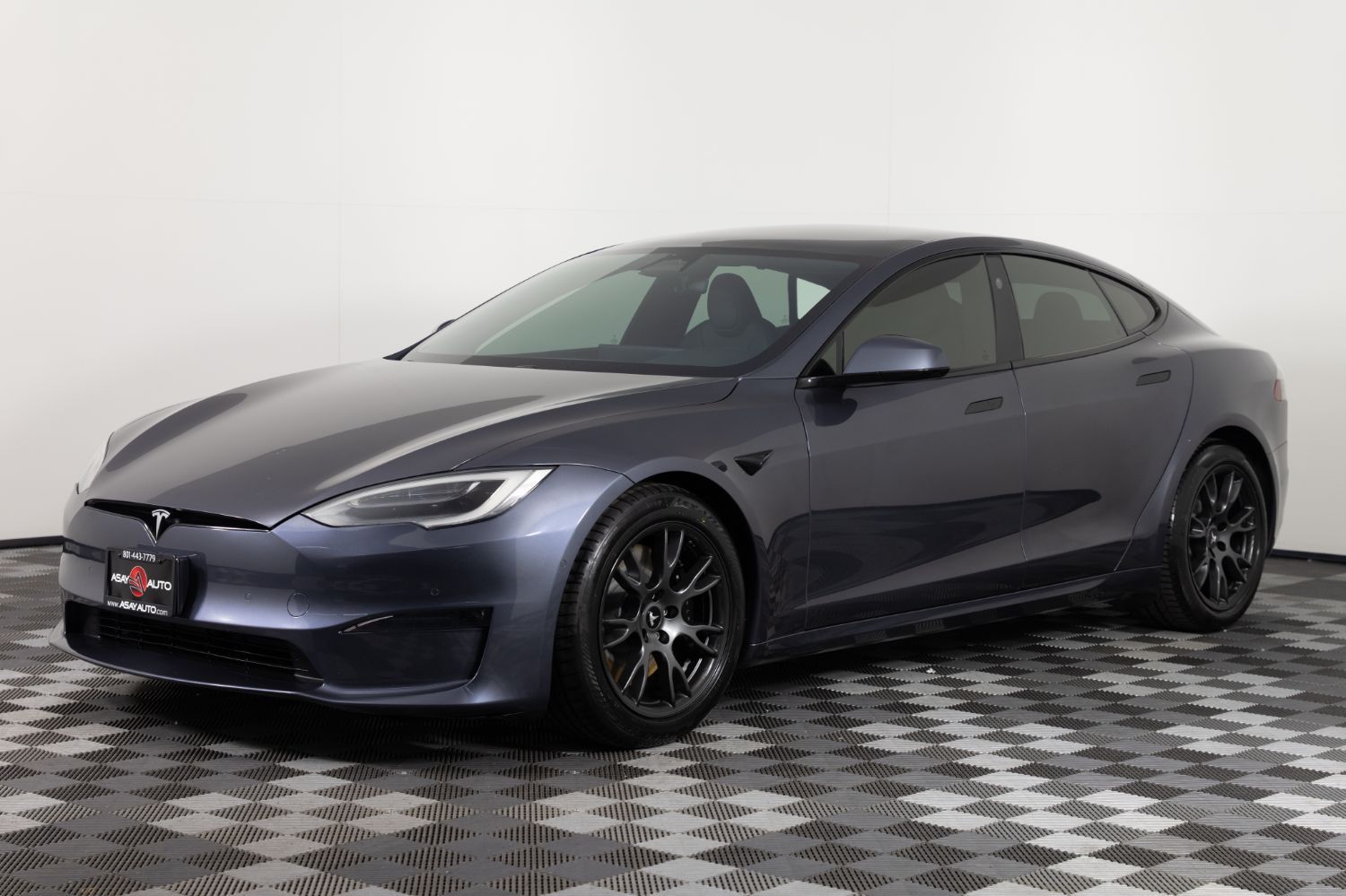 2021 Tesla Model S Plaid