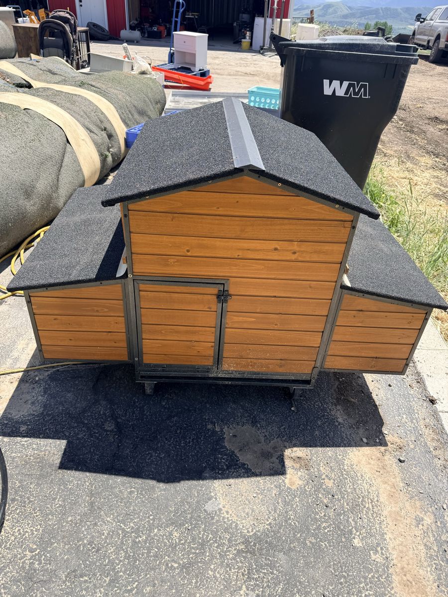 Chicken coop