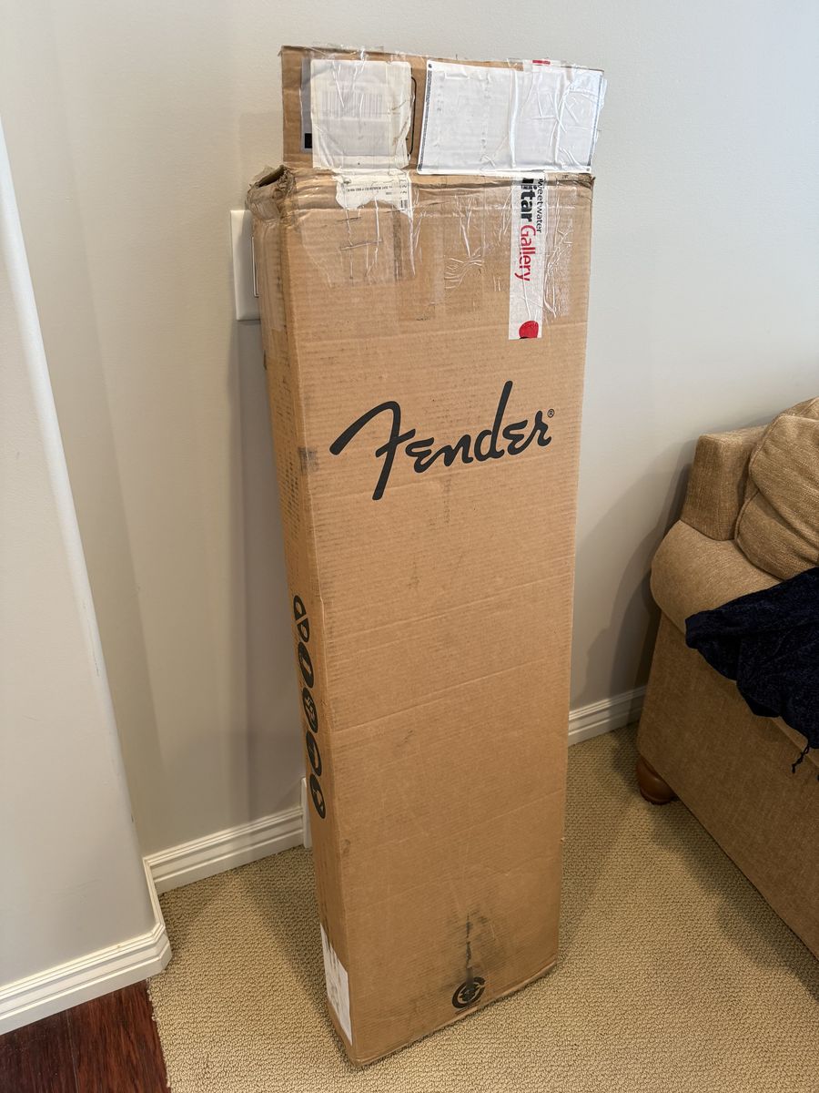 Guitar Shipping Box #2 – Electric Fender