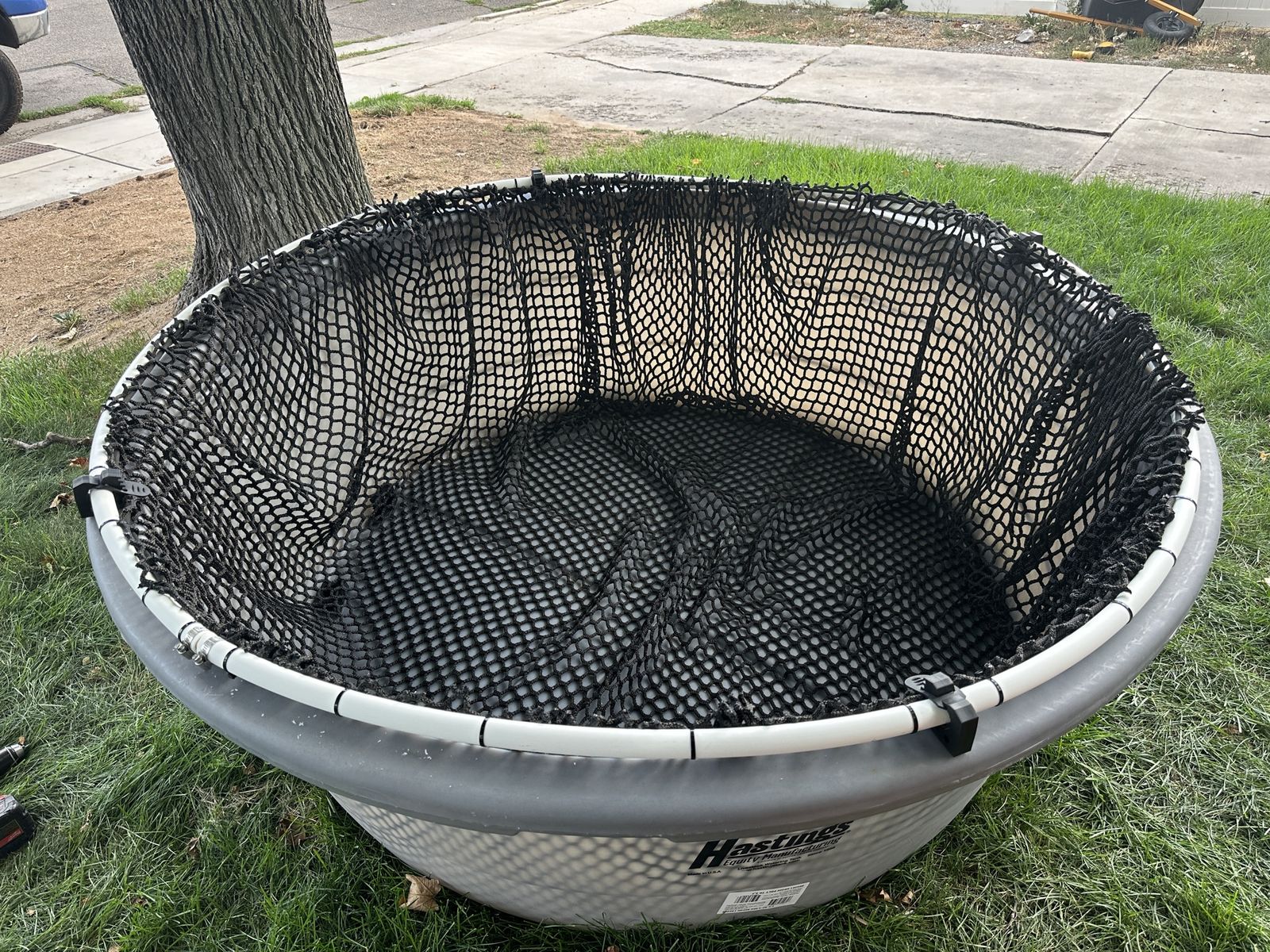 Quick Load Slow feeder 320 gallons 