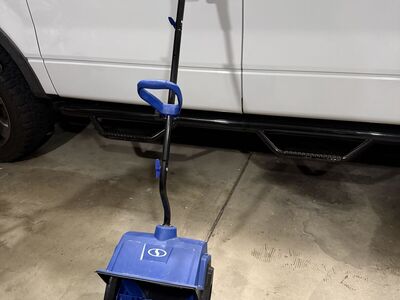 Snow Joe electric power shovel