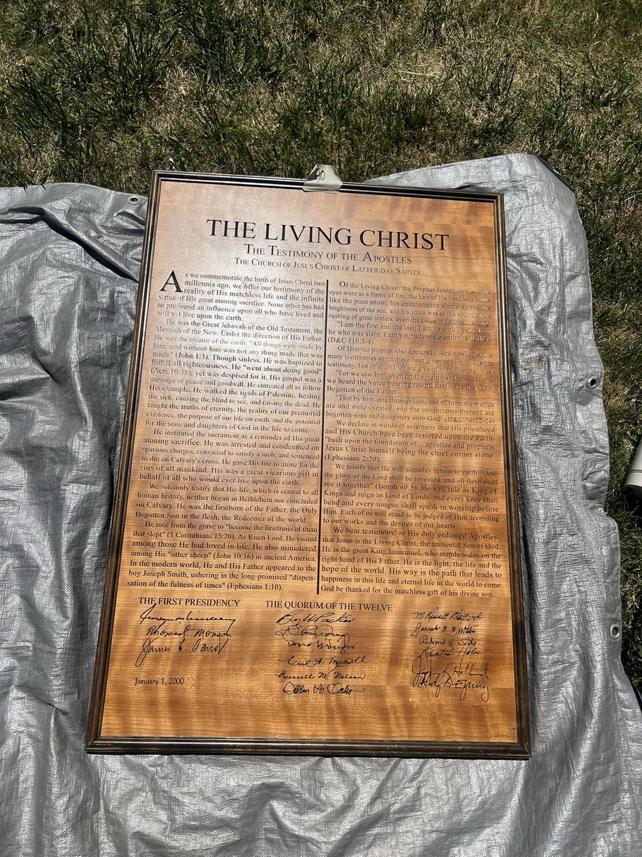 Wood-Engraved Plaque of The Living Christ