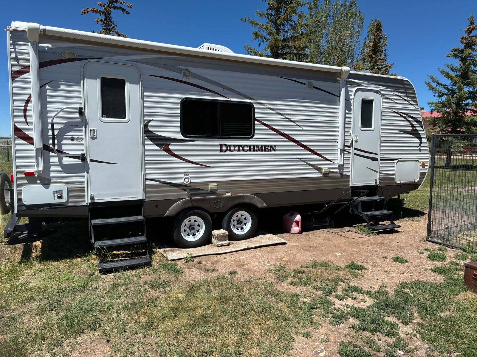 Dutchmen 2014 Excellent Condition in Lyman, Wyoming
