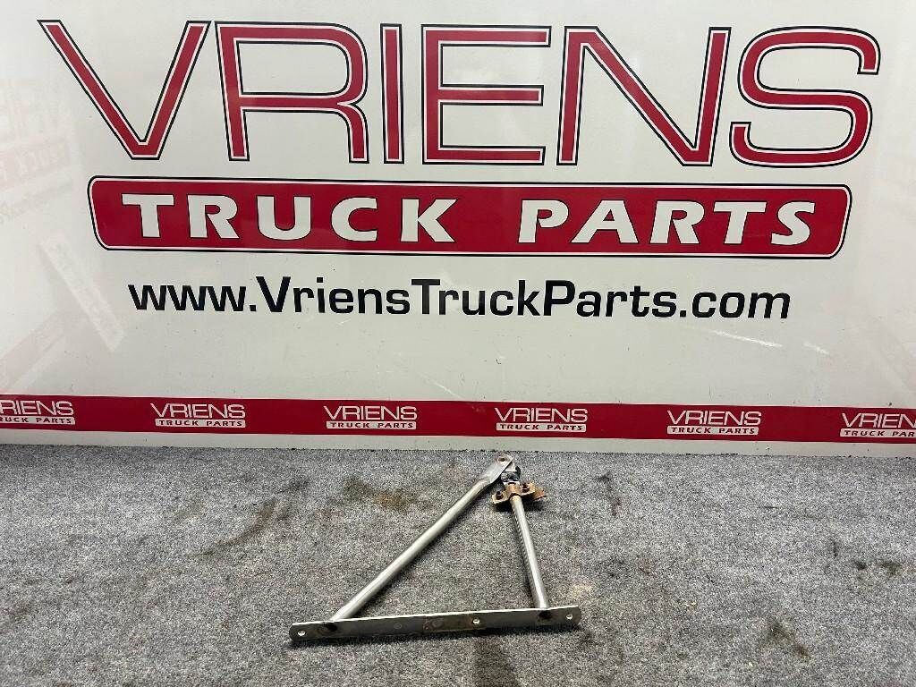 Peterbilt Right Bracket