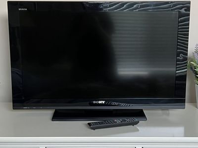 Sony BRAVIA HDTV with Stand and Original Remote Control