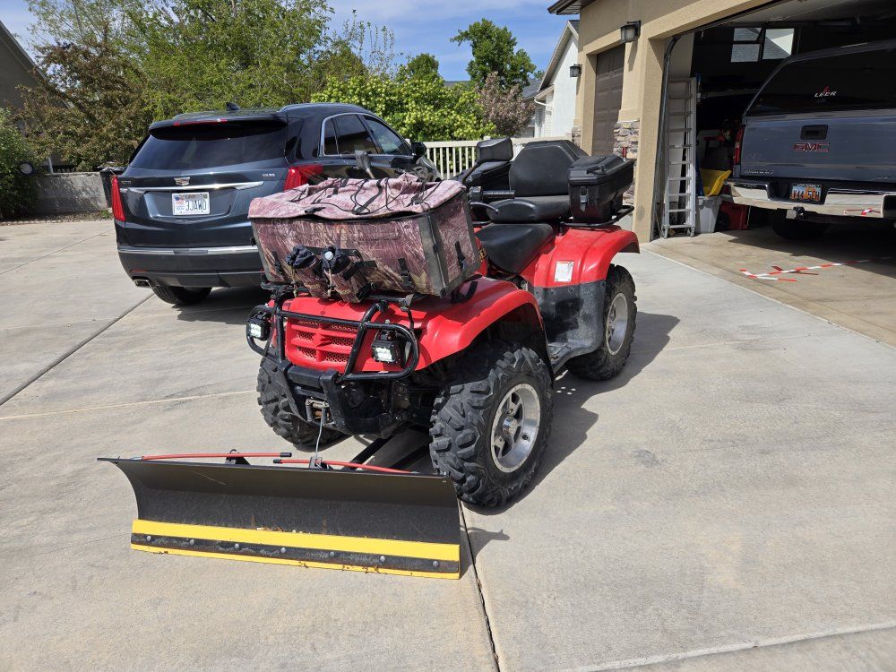 Suzuki Eiger 400 4x4 Automatic ATV Quad with Plow