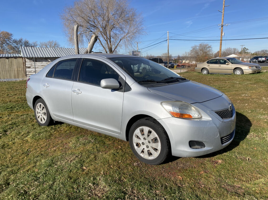 2009 Toyota Yaris Base