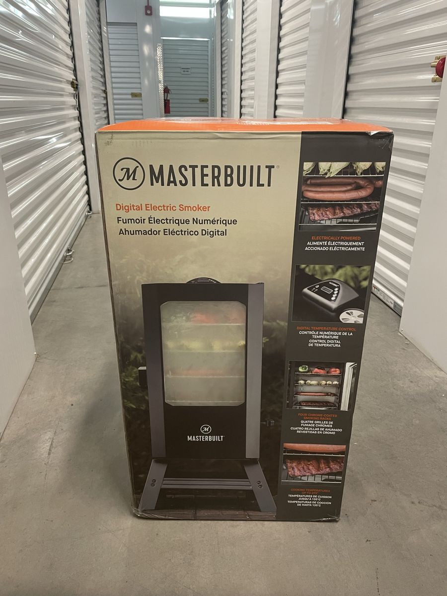 Masterbuilt Digital Electric Smoker with Window and Legs